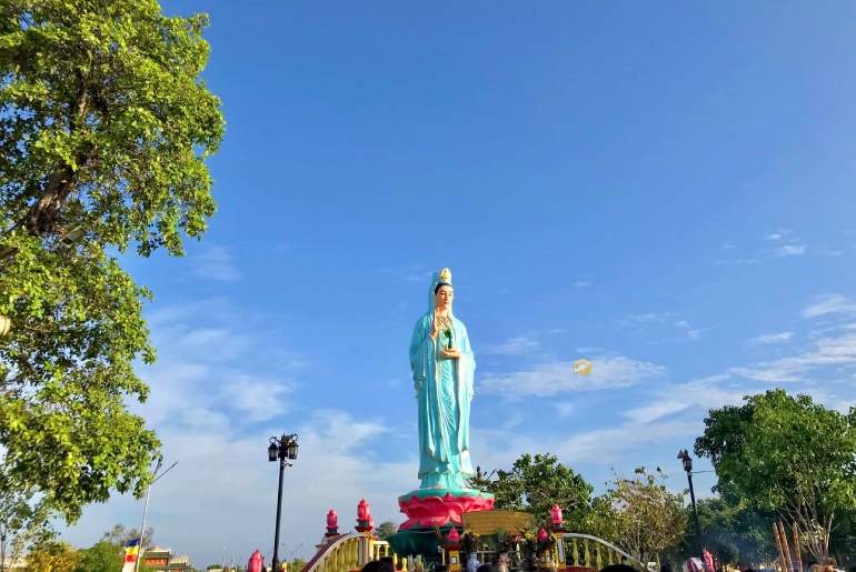 Quan Âm Phật Đài - Linh Thiêng Mẹ Nam Hải Bạc Liêu