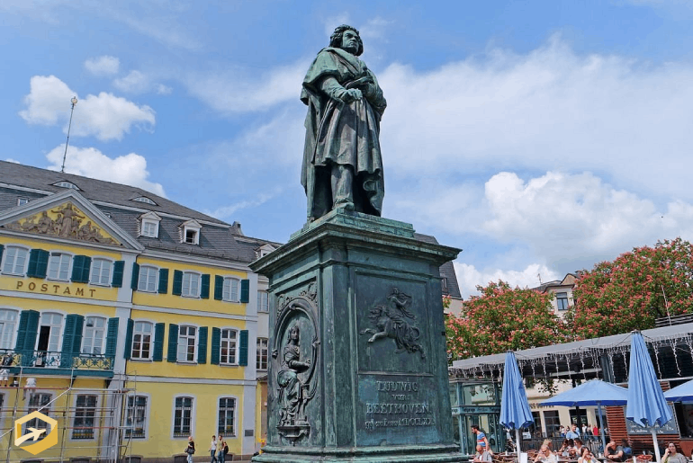 Tour du lịch Châu Âu 5 nước Đức - Luxembourg – Pháp - Bỉ  – Hà Lan 9 ngày 8 đêm