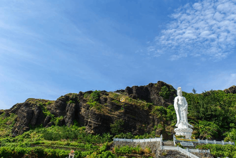 Tour du lịch Đảo Lý Sơn Quảng Ngãi 3 ngày 2 đêm – Vương Quốc Củ Tỏi