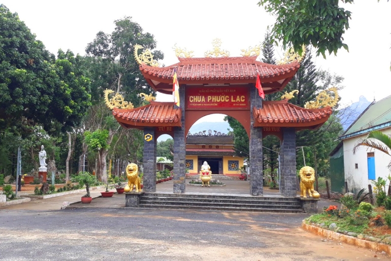 Tour du lịch hành hương 10 Chùa Bảo Lộc – Lâm Đồng 1 ngày 1 đêm