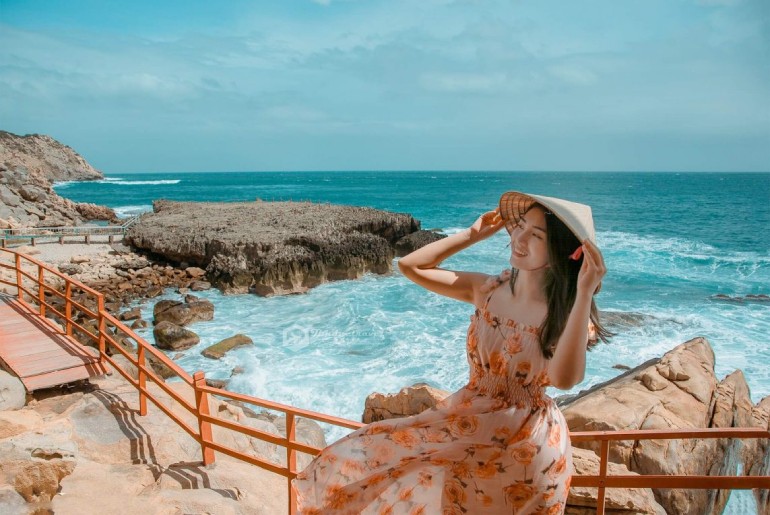 Tour Du Lịch Cù Lao Câu - Ninh Chữ - Vịnh Vĩnh Huy 2 ngày 2 đêm
